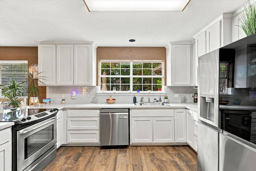 1635 Alexis Street, Midlothian, TX 76065 1635 Alexis Street, Midlothian, TX 76065