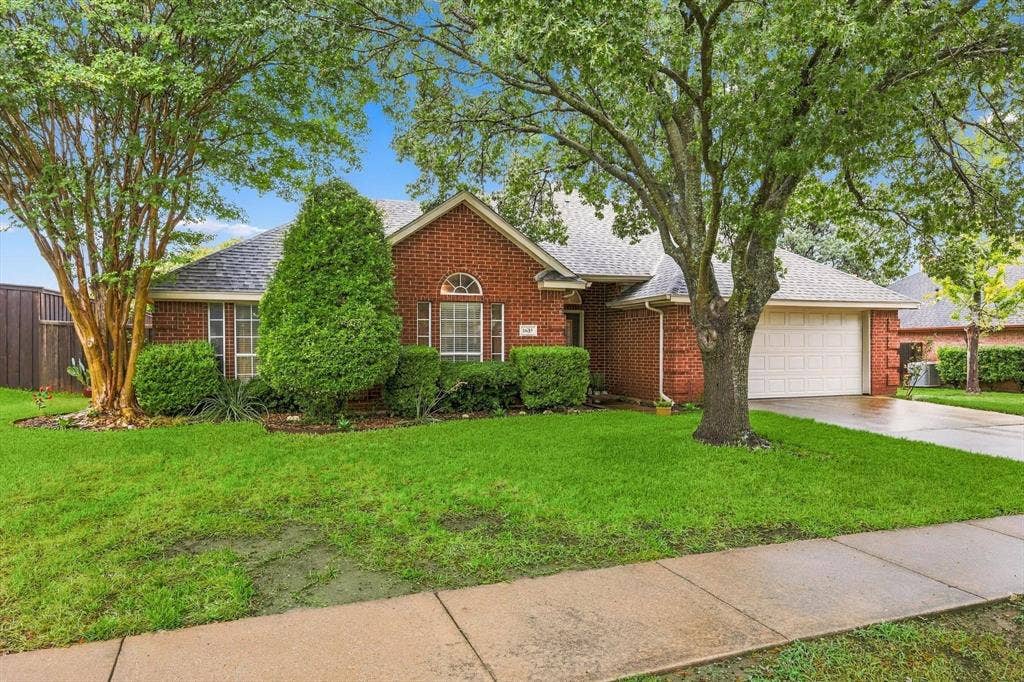 1635 Alexis Street, Midlothian, TX 76065 1635 Alexis Street, Midlothian, TX 76065