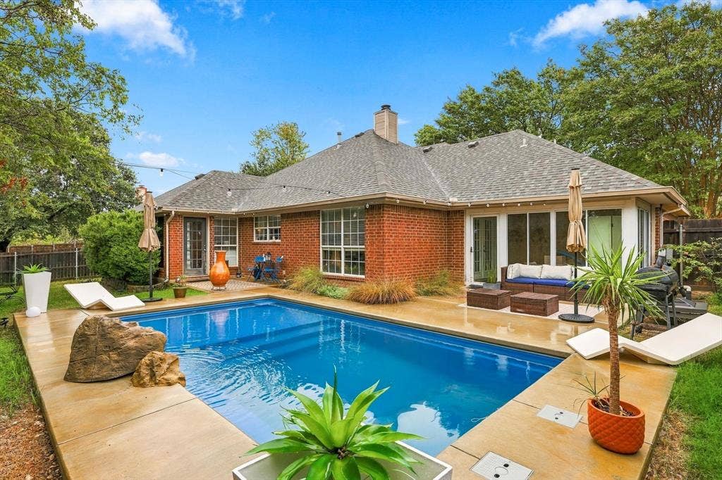 1635 Alexis Street, Midlothian, TX 76065 1635 Alexis Street, Midlothian, TX 76065