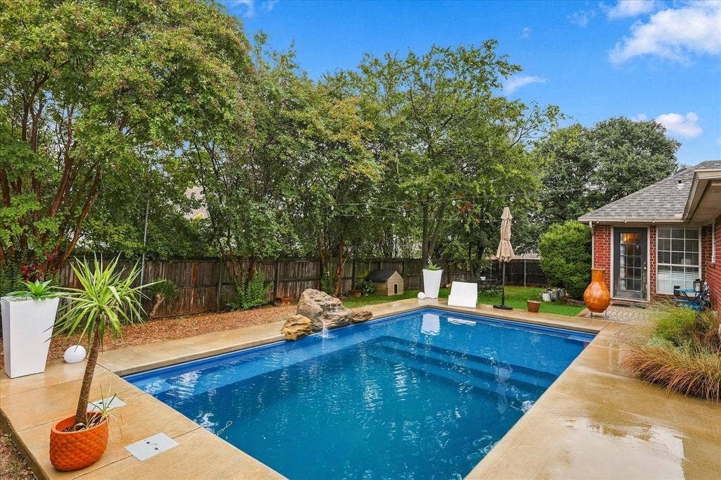 1635 Alexis Street, Midlothian, TX 76065 1635 Alexis Street, Midlothian, TX 76065