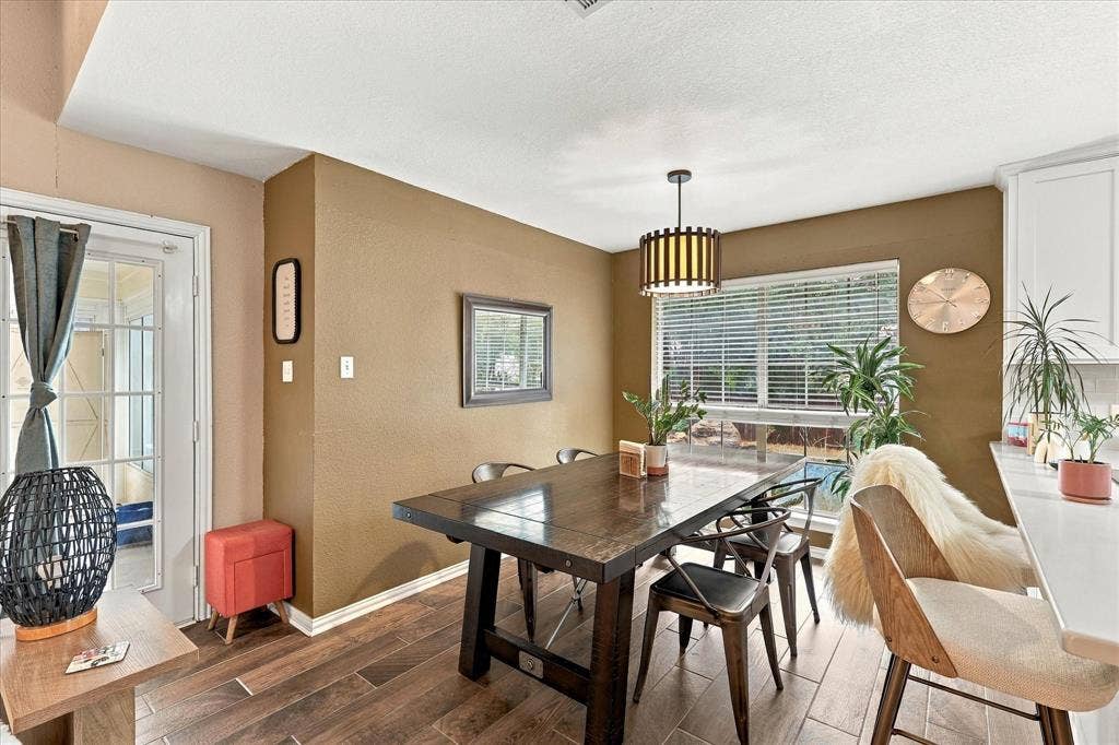 1635 Alexis Street, Midlothian, TX 76065 1635 Alexis Street, Midlothian, TX 76065