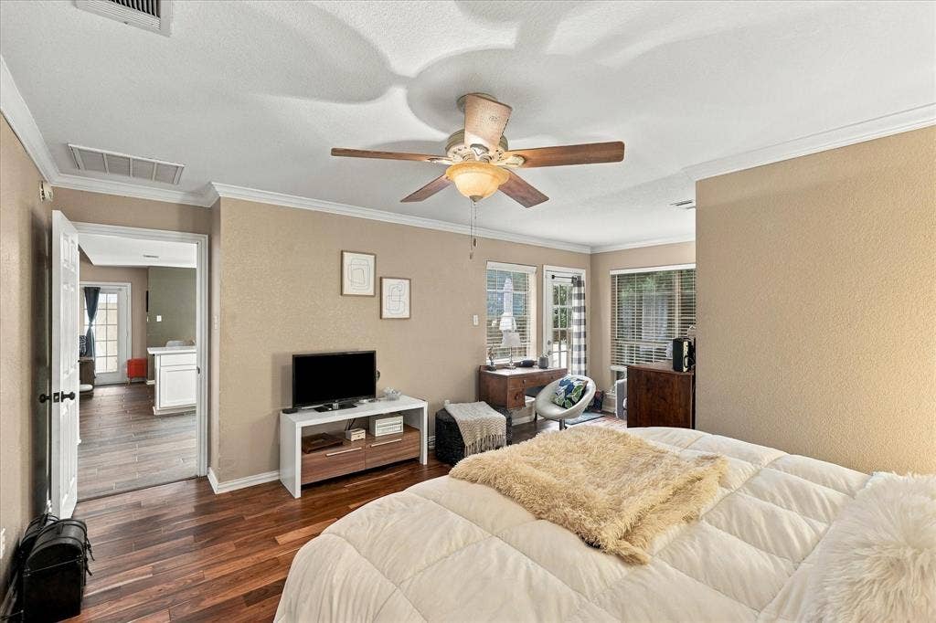1635 Alexis Street, Midlothian, TX 76065 Primary Bedroom