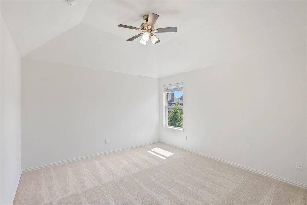 901 Clear Water Drive N, Allen, TX 75013 901 Clear Water Drive N, Allen, TX 75013