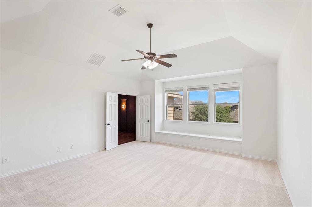 901 Clear Water Drive N, Allen, TX 75013 901 Clear Water Drive N, Allen, TX 75013