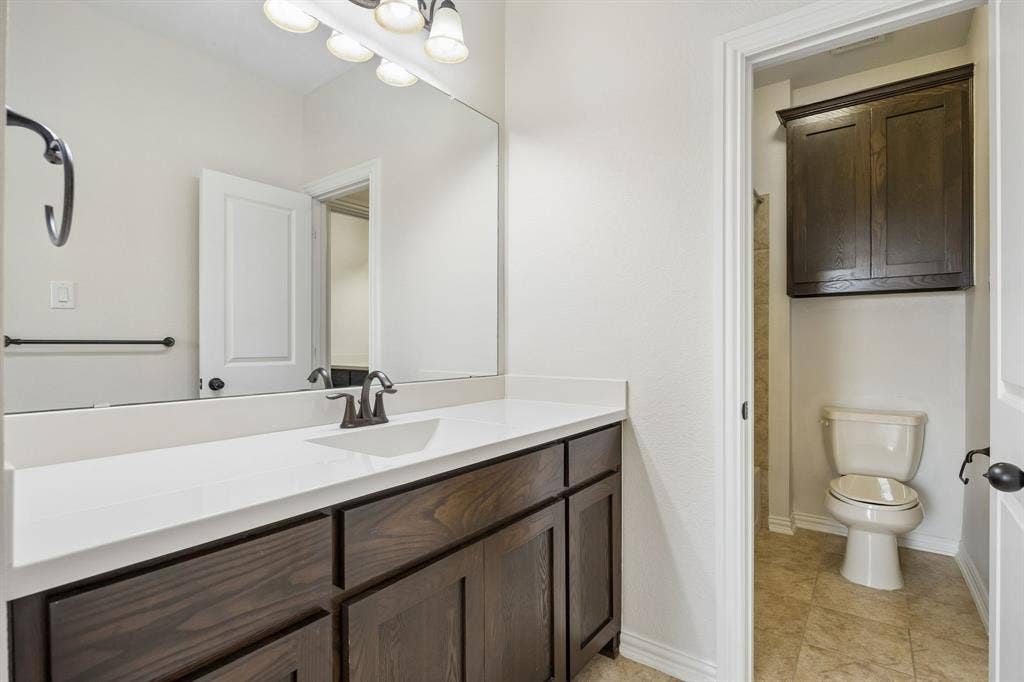 6685 Escena Boulevard, Irving, TX 75039 6685 Escena Boulevard, Irving, TX 75039