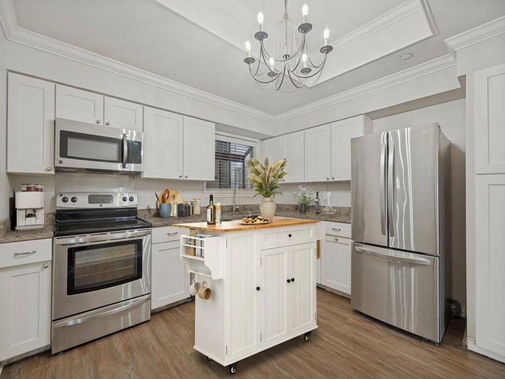 8610 Turtle Creek Boulevard, #106, Dallas, TX 75225 8610 Turtle Creek Boulevard, #106, Dallas, TX 75225