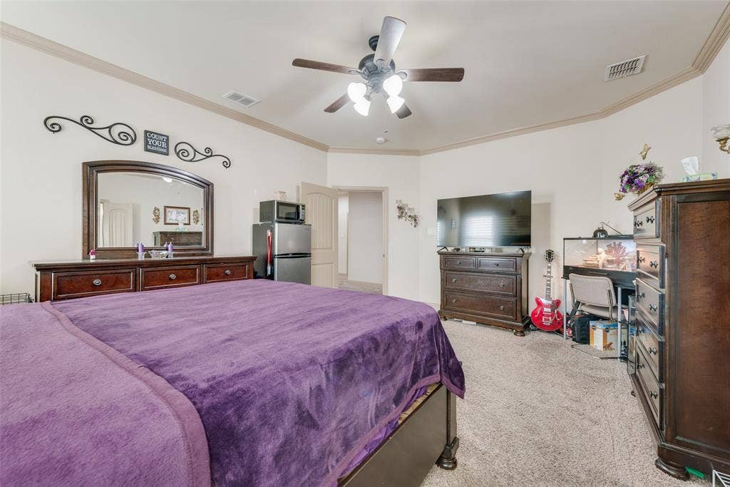 5056 Empire Way, Irving, TX 75038 Primary bedroom #3