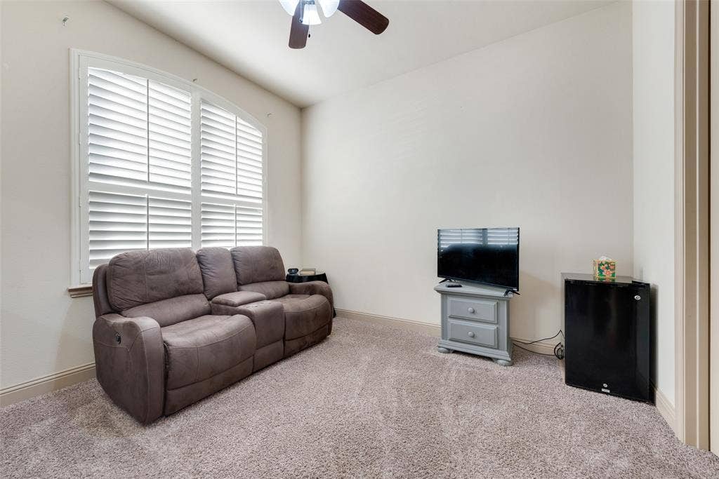 5056 Empire Way, Irving, TX 75038 Bedroom #7, could be used as an office with a door leading into a full bathroom