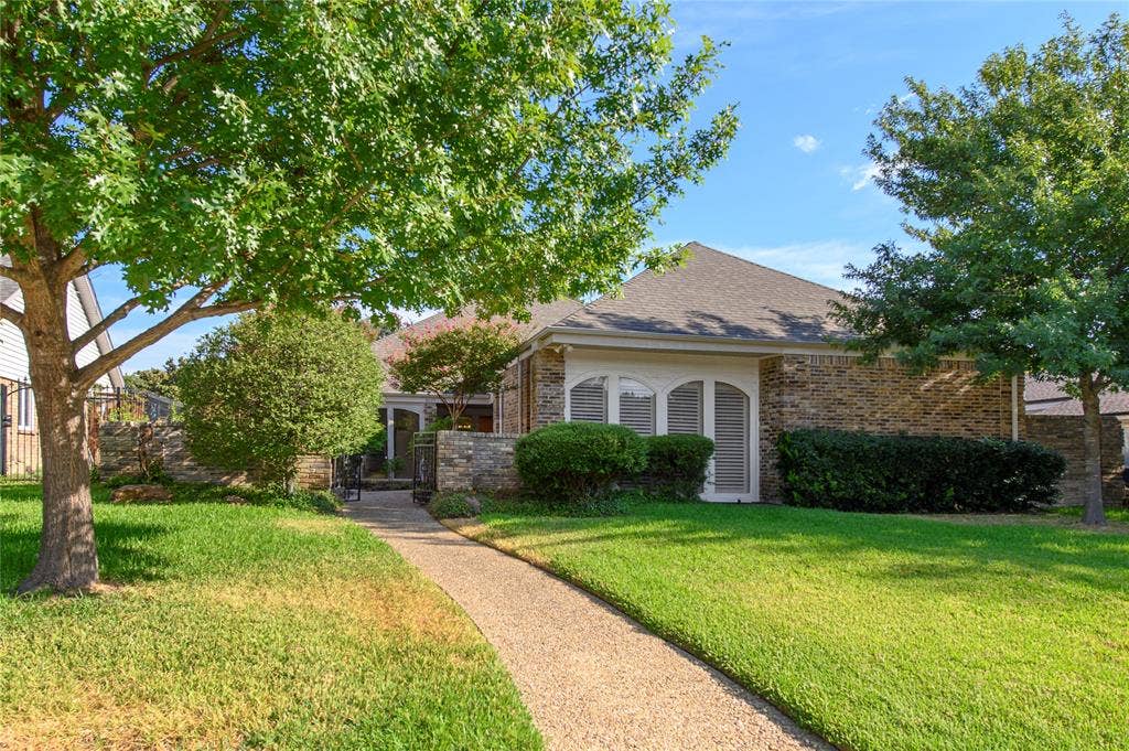 6025 Daven Oaks Drive, Dallas, TX 75248 6025 Daven Oaks Drive, Dallas, TX 75248