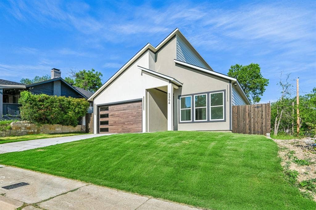 2504 Vaughn Boulevard, Fort Worth, TX 76105 2504 Vaughn Boulevard, Fort Worth, TX 76105