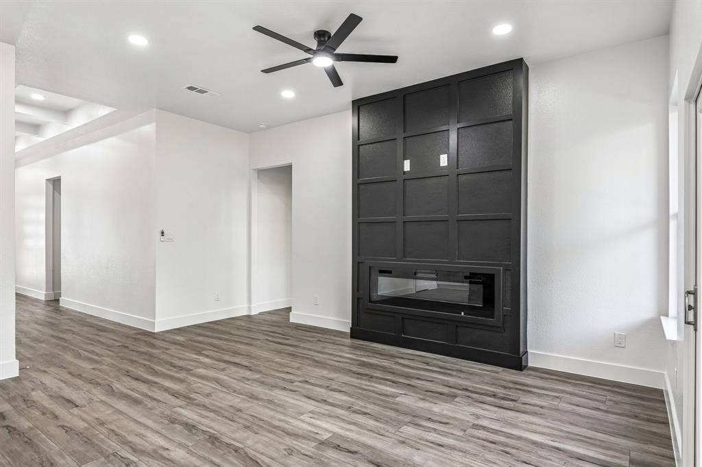 2504 Vaughn Boulevard, Fort Worth, TX 76105 2504 Vaughn Boulevard, Fort Worth, TX 76105