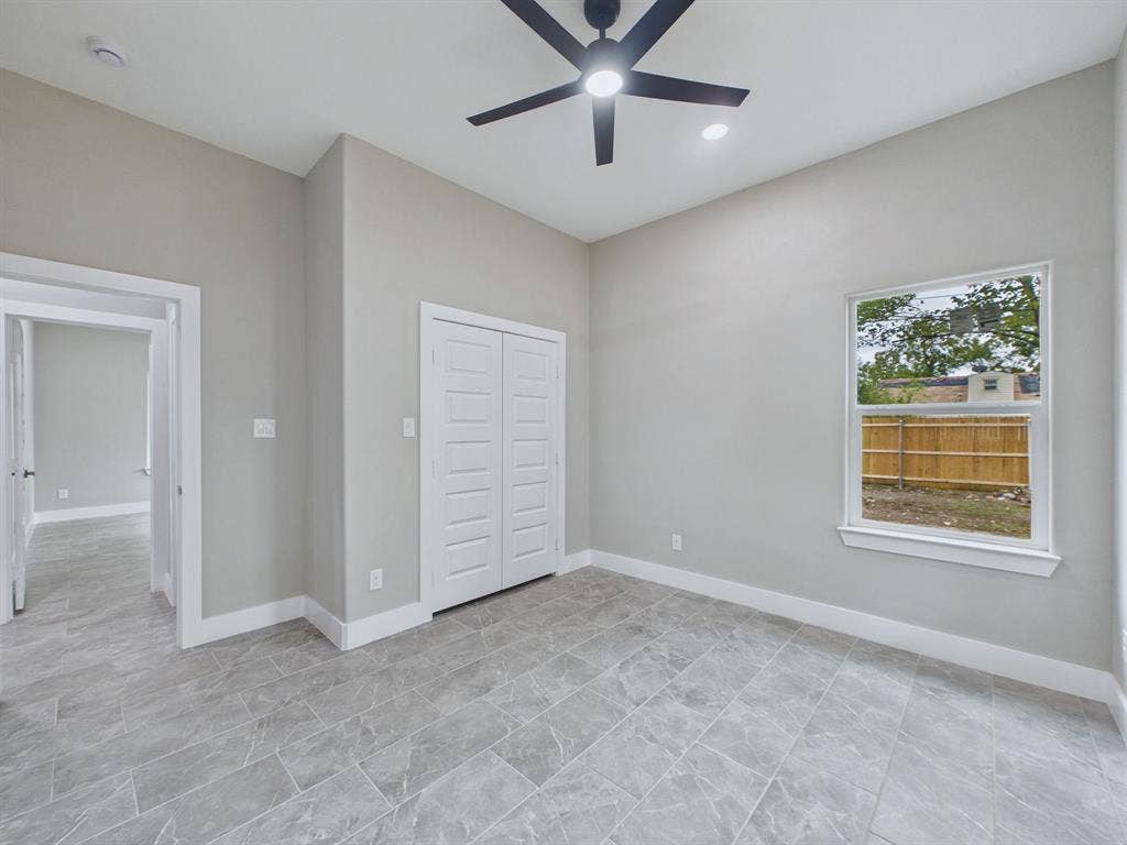 948 Marion Avenue, Fort Worth, TX 76104