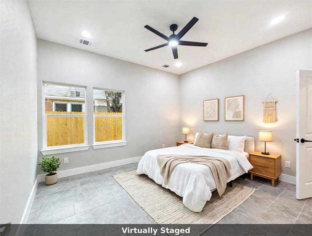 948 Marion Avenue, Fort Worth, TX 76104