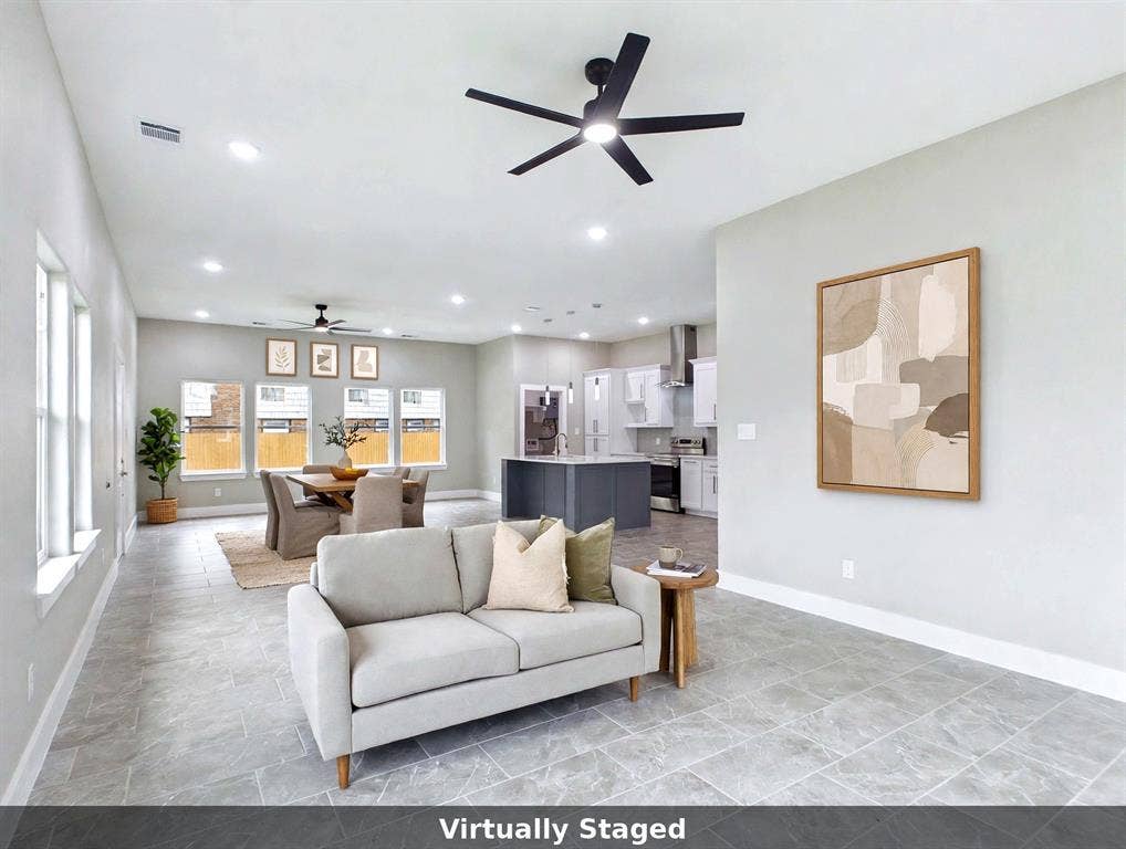 948 Marion Avenue, Fort Worth, TX 76104