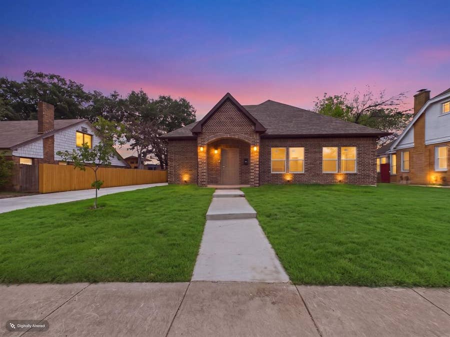 Property photo for 948 Marion Avenue, Fort Worth, TX