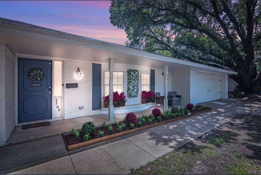 Property photo for 3709 Ashford Avenue, Fort Worth, TX