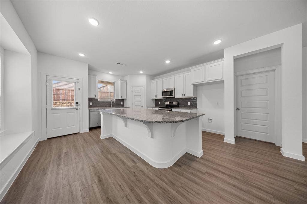 3955 Chesapeake Lane, Heartland, TX 75126 3955 Chesapeake Lane, Heartland, TX 75126