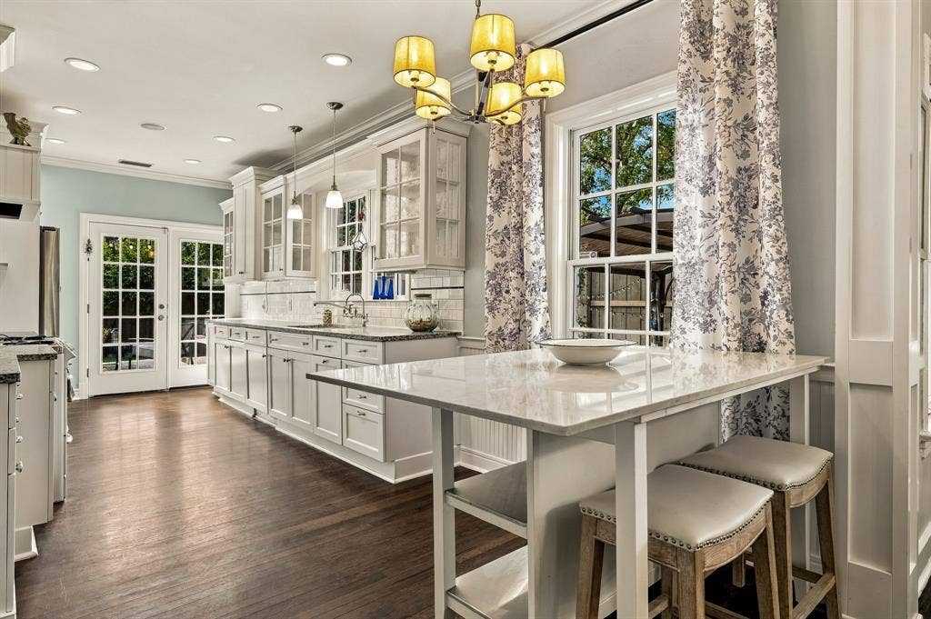 5318 Merrimac Avenue, Dallas, TX 75206 5318 Merrimac Avenue, Dallas, TX 75206