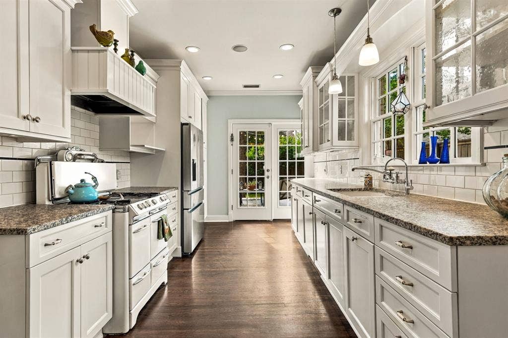 5318 Merrimac Avenue, Dallas, TX 75206 5318 Merrimac Avenue, Dallas, TX 75206