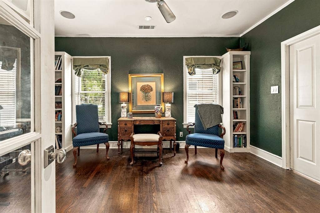5318 Merrimac Avenue, Dallas, TX 75206 3rd bedroom or study