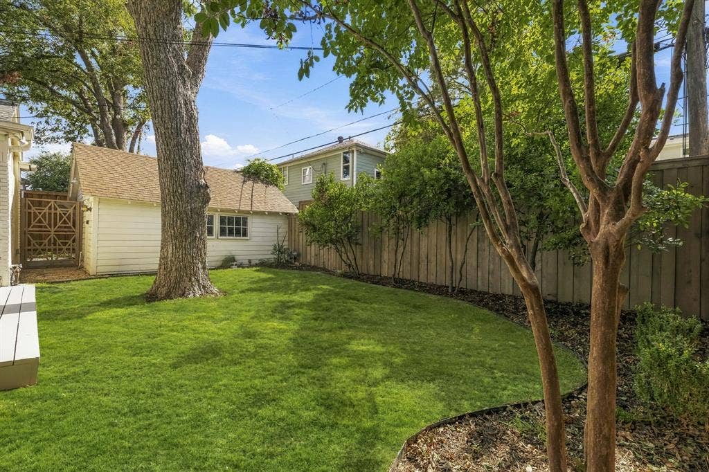 5318 Merrimac Avenue, Dallas, TX 75206 5318 Merrimac Avenue, Dallas, TX 75206