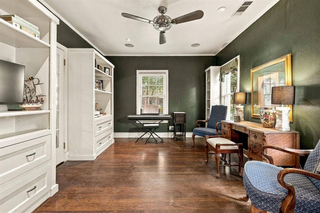 5318 Merrimac Avenue, Dallas, TX 75206 3rd bedroom or study