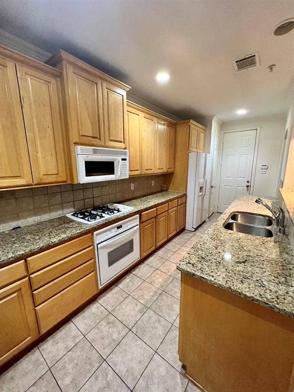4444 Jardin Street, Irving, TX 75038 Kitchen