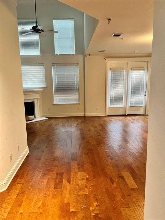 4444 Jardin Street, Irving, TX 75038 High ceilings