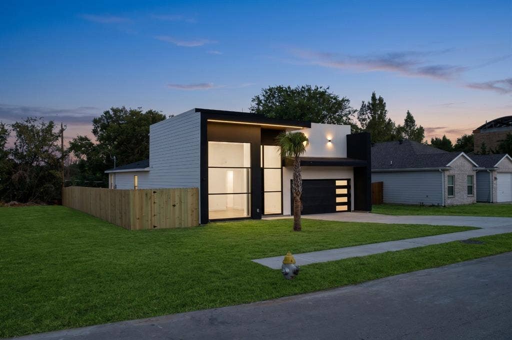 6524 Teague Drive, Dallas, TX 75241 6524 Teague Drive, Dallas, TX 75241