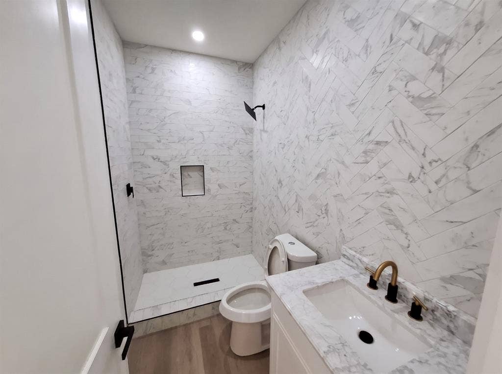 6524 Teague Drive, Dallas, TX 75241 6524 Teague Drive, Dallas, TX 75241