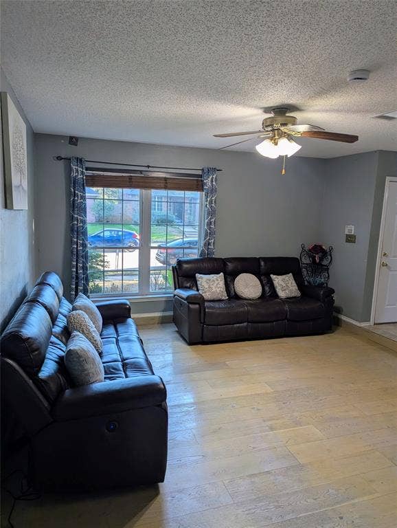 1787 Circle Creek Drive, Lewisville, TX 75067