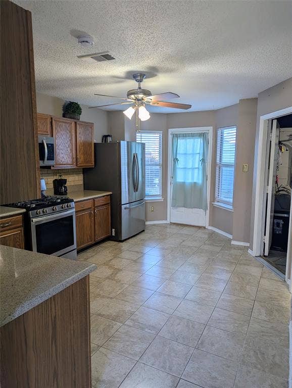 1787 Circle Creek Drive, Lewisville, TX 75067