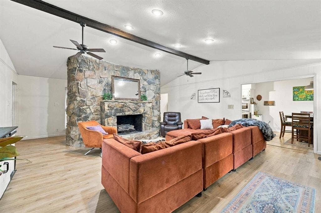 1908 Nancy Lea Drive, Bonham, TX 75418
