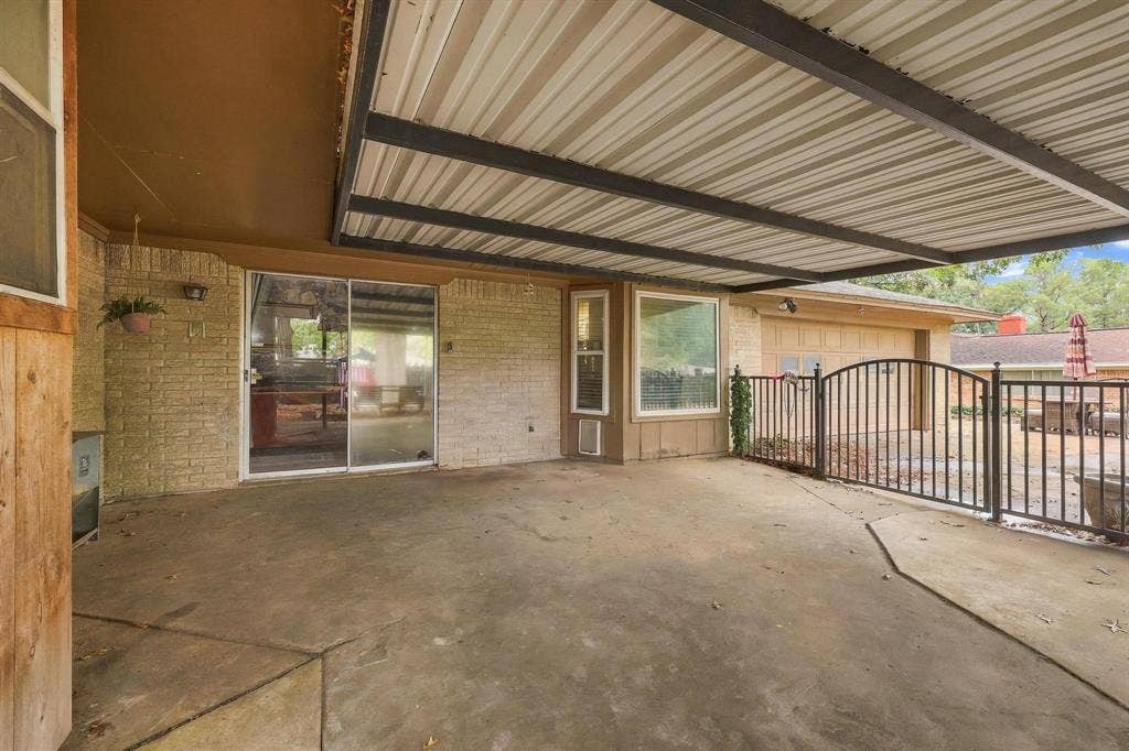 1908 Nancy Lea Drive, Bonham, TX 75418