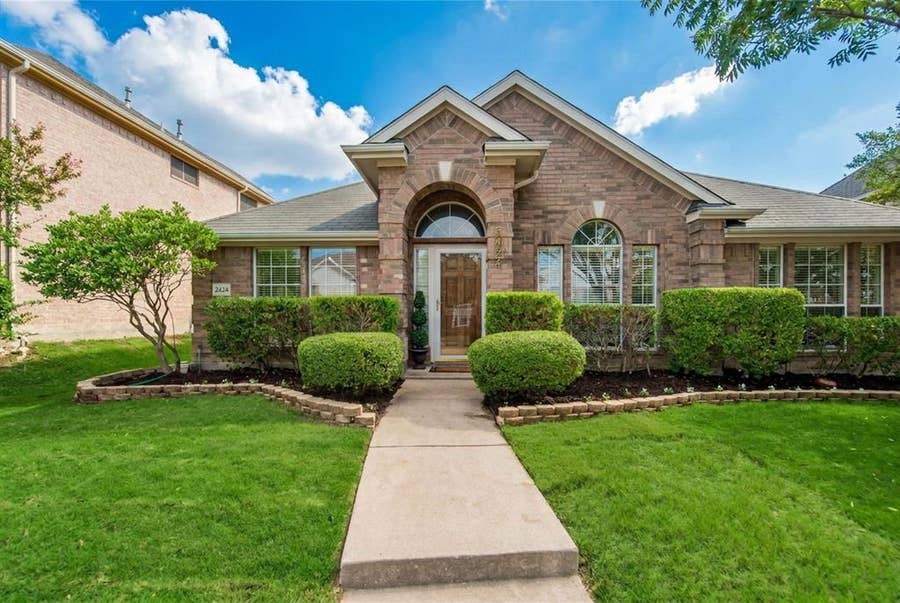Property photo for 2424 Brycewood Lane, Plano, TX