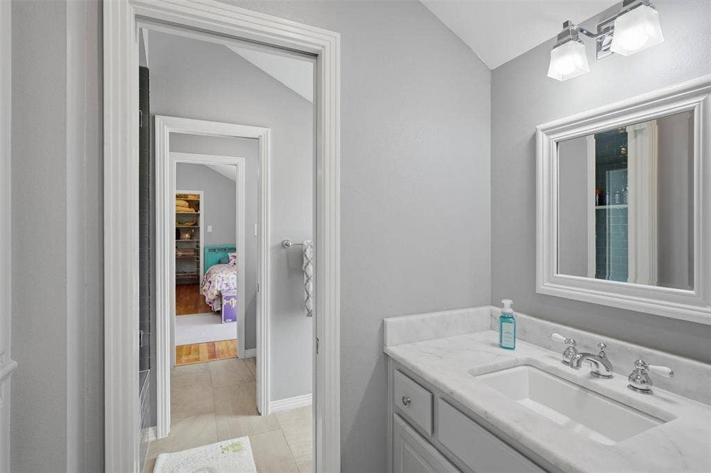 3712 Brighton Road, Fort Worth, TX 76109 Great view of the upstairs jack and jill bathroom. Each bedroom has it's own sink.