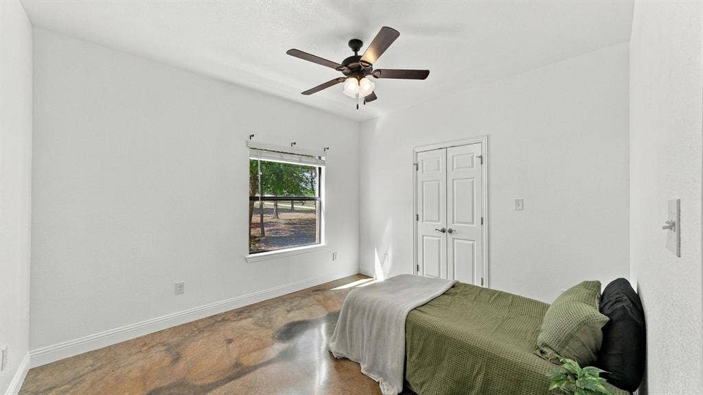 1389 County Road 3591, Paradise, TX 76073