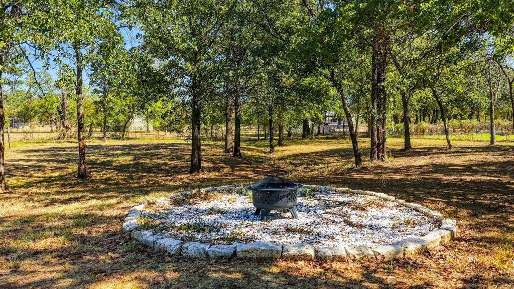 1389 County Road 3591, Paradise, TX 76073