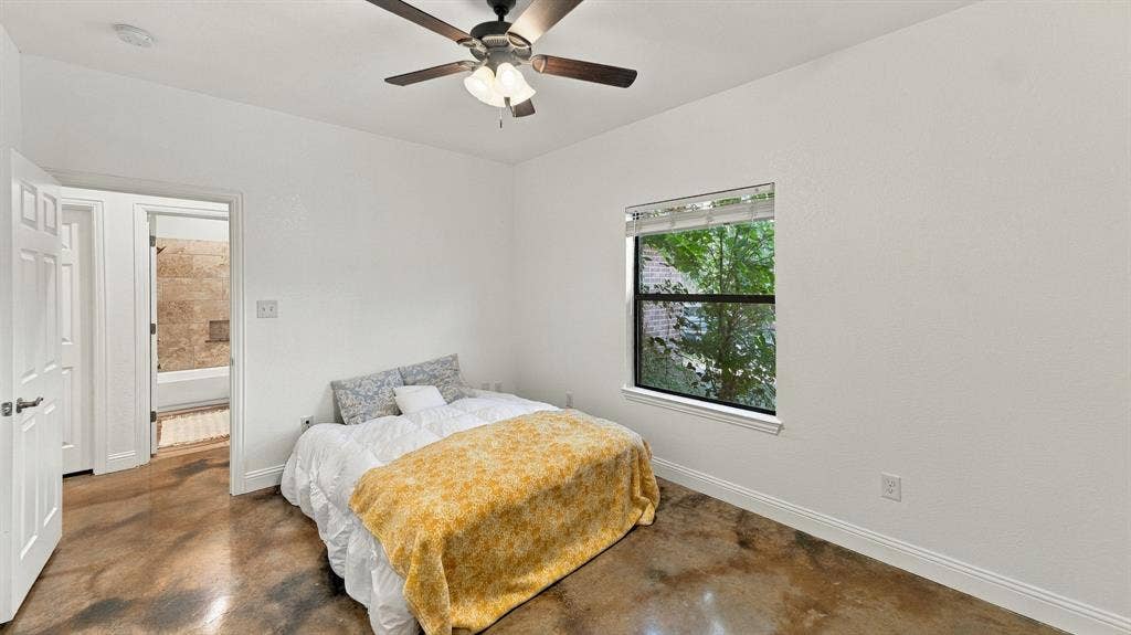 1389 County Road 3591, Paradise, TX 76073