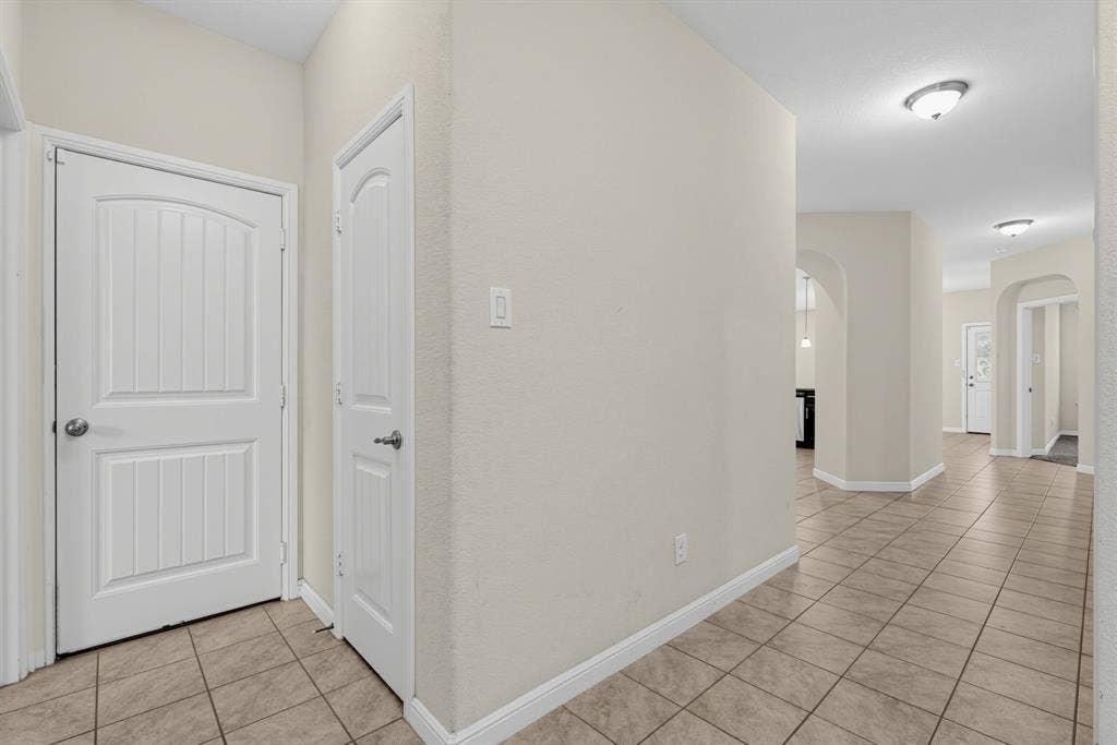 5100 Sugarcane Lane, Fort Worth, TX 76179 5100 Sugarcane Lane, Fort Worth, TX 76179
