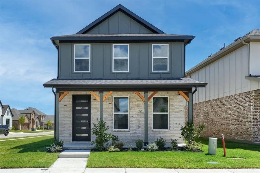 Property photo for 2633 Tanager Street, Fort Worth, TX
