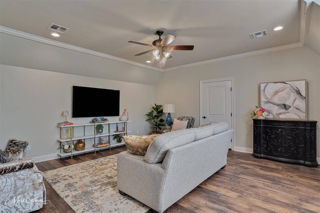 This room can be used as a third living area or a bedroom
