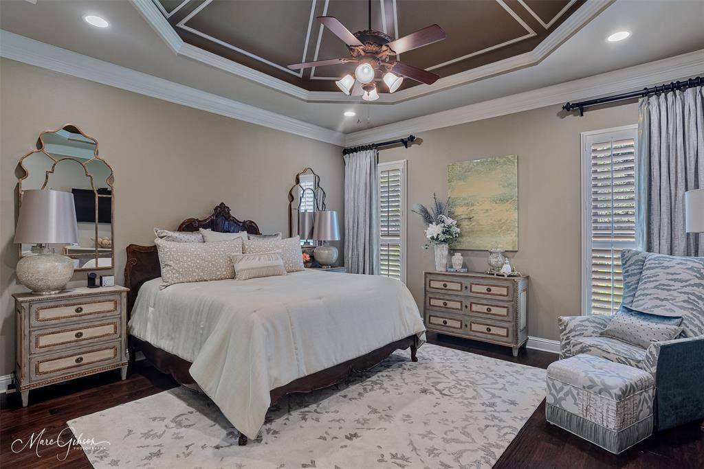 205 Summertree Court, Bossier City, LA 71111