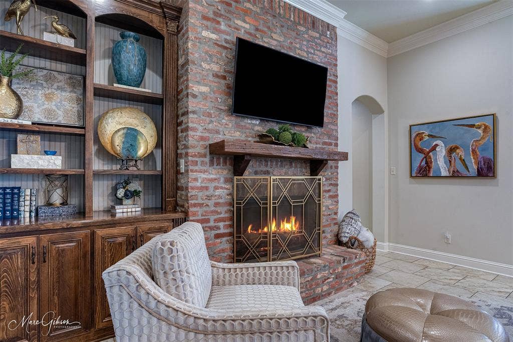 Hearth Room is open to the kitchen