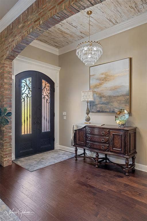 205 Summertree Court, Bossier City, LA 71111