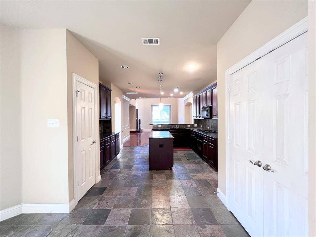 436 Fuente, Irving, TX 75039 436 Fuente, Irving, TX 75039
