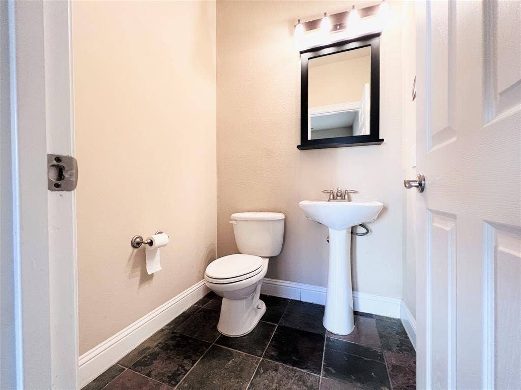 436 Fuente, Irving, TX 75039 436 Fuente, Irving, TX 75039