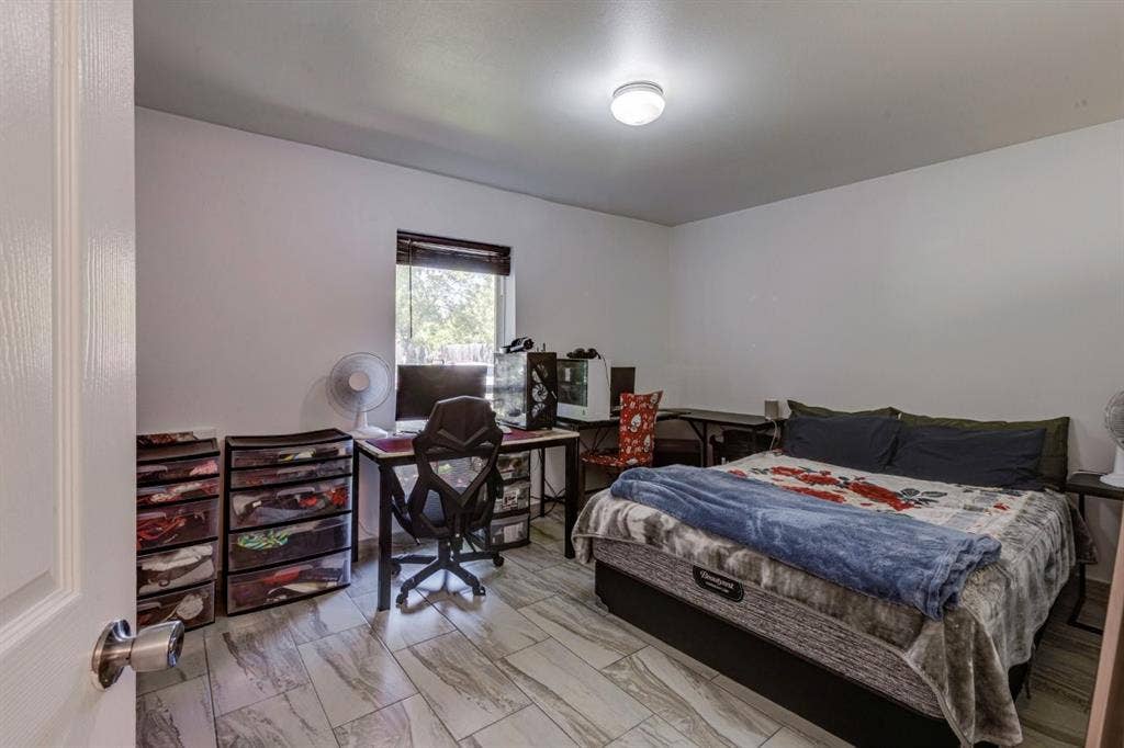 226 Springbranch Drive, Garland, TX 75043 226 Springbranch Drive, Garland, TX 75043