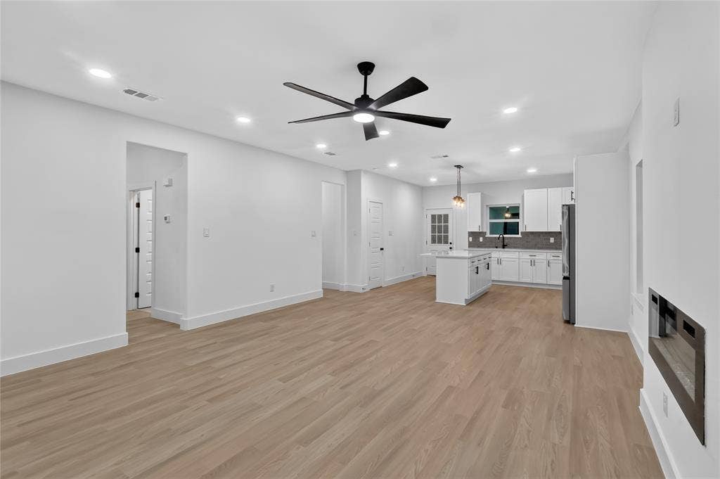 105 Cedar Elm Road, Trinidad, TX 75163 105 Cedar Elm Road, Trinidad, TX 75163