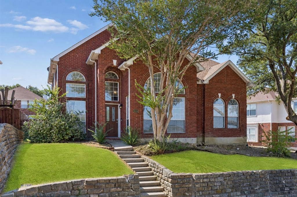 1604 Bennington Drive, Carrollton, TX 75007